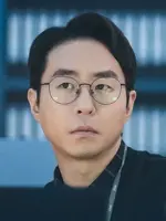Han Si Won