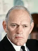 Harry Andrews