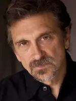 Dennis Boutsikaris