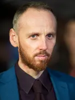 Ewen Bremner