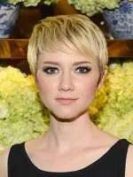 Valorie Curry