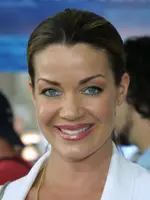 Claudia Christian