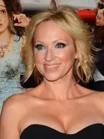 Leigh-Allyn Baker