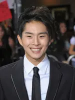 Justin Chon