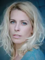 Sara Pascoe