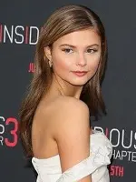 Stefanie Scott