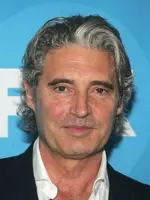 Michael Nouri