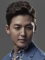 Kang Min Woo