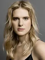 Hari Nef