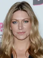 Jes Macallan