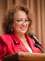 Daphne Maxwell Reid