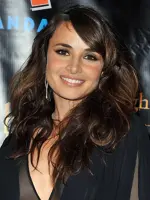 Mia Maestro