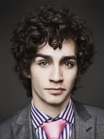 Robert Sheehan