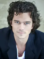 Luke Arnold