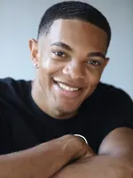 Xavier Mills