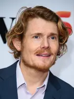 Julian Rhind-Tutt