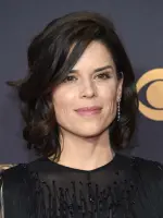 Neve Campbell