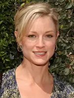 Teri Polo