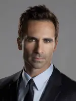 Nestor Carbonell