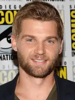 Mike Vogel