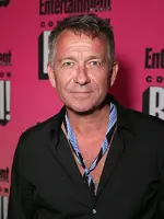 Sean Pertwee