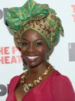 Akosua Busia