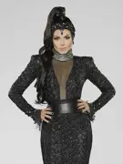 Evil Queen / Regina / Roni