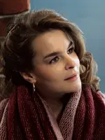 Алла Ипатьева, бывшая жена Леонида, редактор на ТВ (2 сезон)