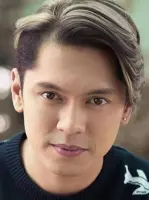 Carlo Aquino
