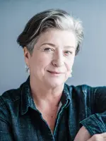Caroline Quentin
