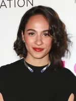 Aurora Perrineau