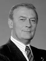 Edward Woodward