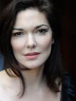 Laura Harring