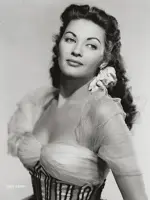 Yvonne De Carlo