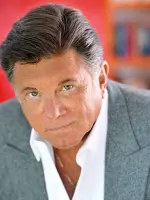 Larry Manetti