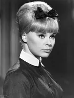 Elke Sommer