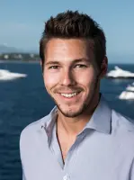 Scott Clifton