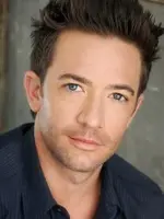 David Faustino