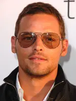 Justin Chambers