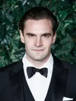 Tom Bateman