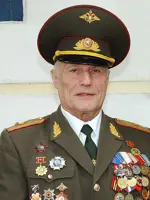 Матвеев, генерал, начальник суворовского училища